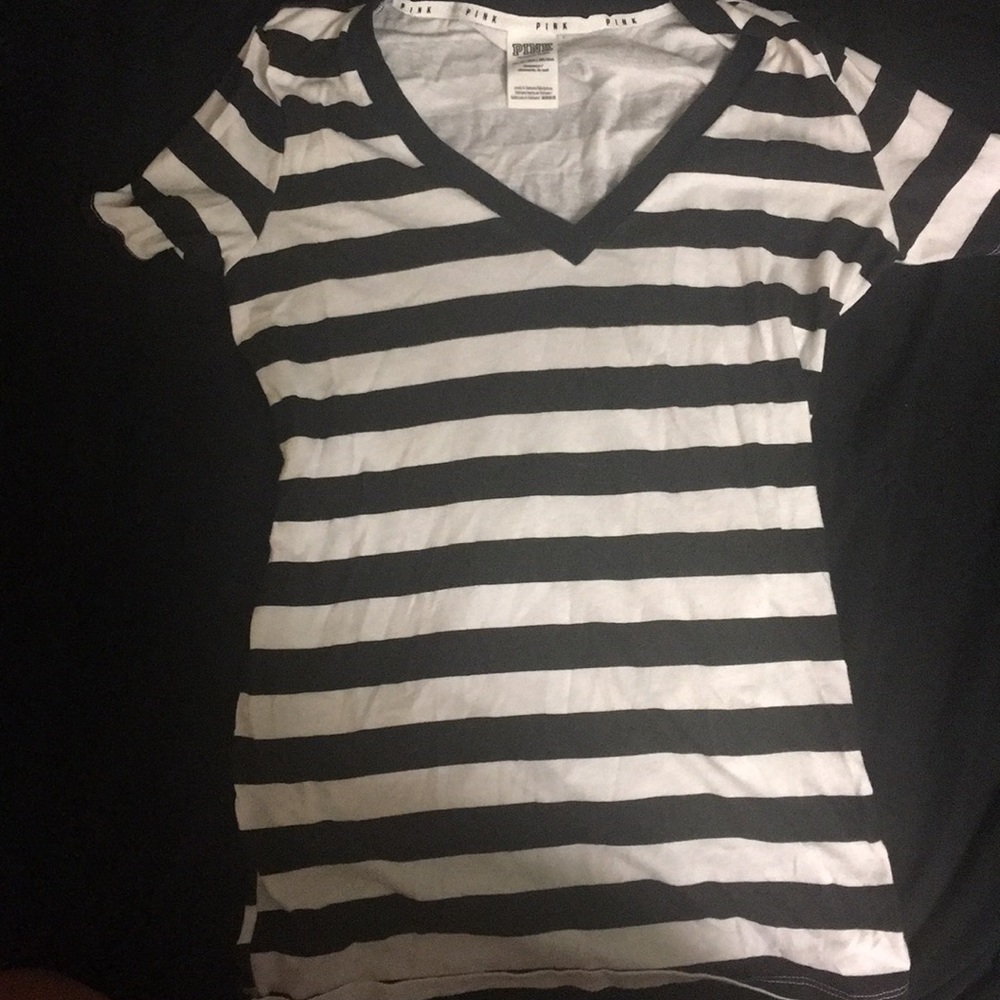 Victoria’s Secret Pink V-neck 👑✨